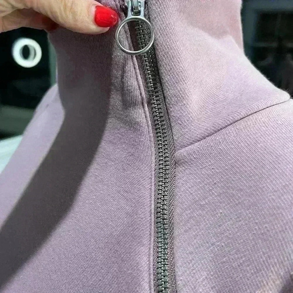 Athleta  sweatshirt, women’s small cross bottom pull over lavender comfortable - Picture 3 of 9